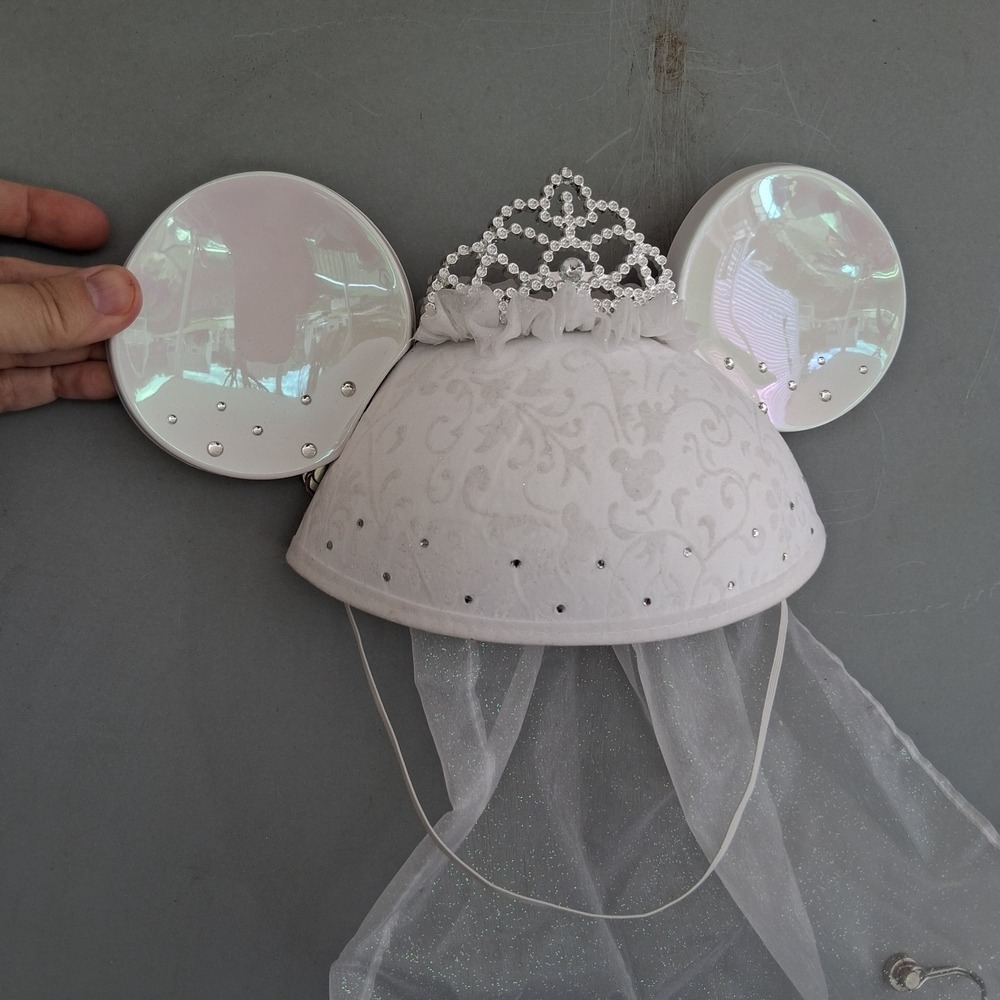 Disney Parks Exclusive Minnie Mouse Bride Ears Brocade Rhinestones Crown EUC